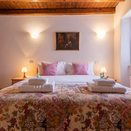 Апартаменты Il Terrazzino Sul Borgo 1 Белладжо Экстерьер фото